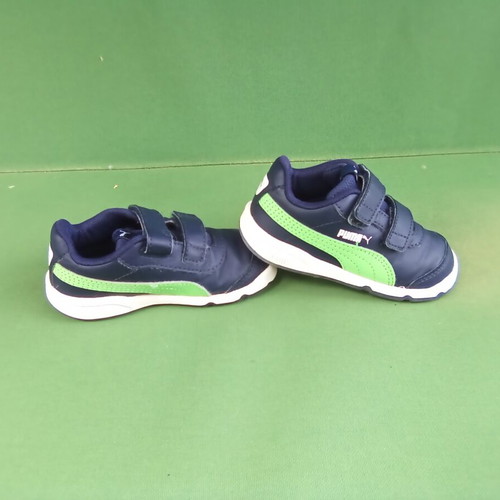 Puma baby sneakers size 22 used