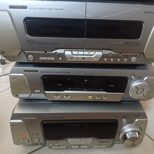 Technics SO EY 590 sound system, set of 4 units without speakers and remote