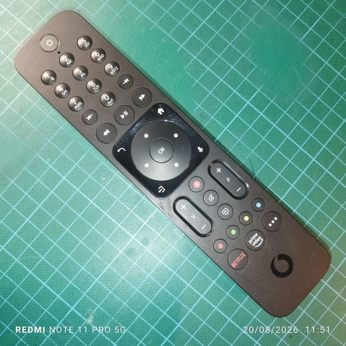 Vodafone TV Box GR-1280 with remote and power supply