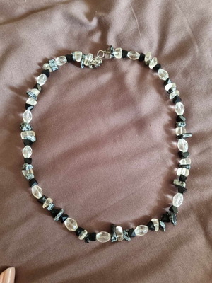Necklace with stone-like beads and glass new, vintage style