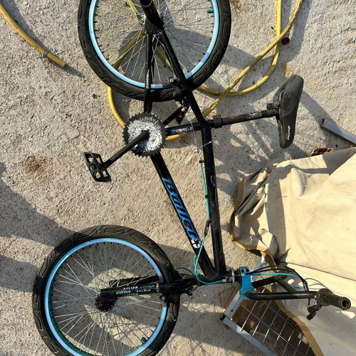 BMX Bullet bike used, needs chain and tire inflation