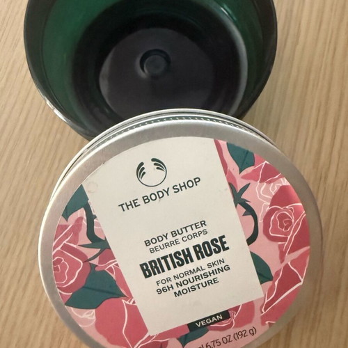 Body Shop cream jar box used