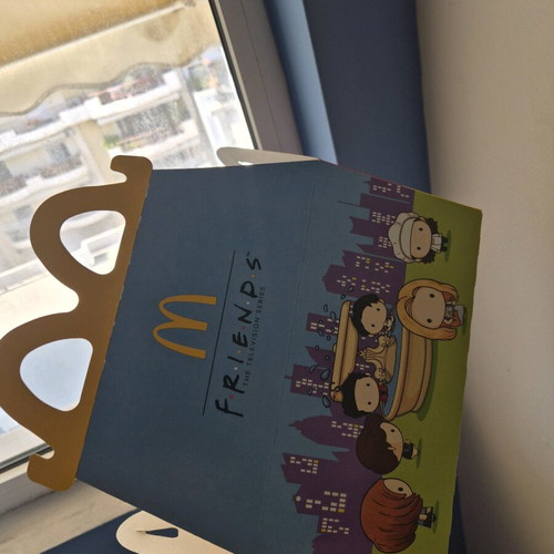 Friends x McDonald’s collectible figures new