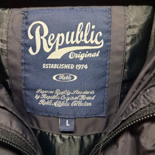 Republic puffer vest used, black, size L