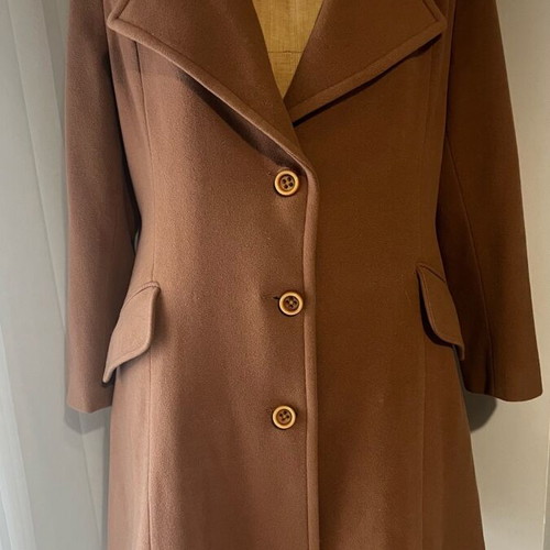 Wool women's coat used in camel color, size S