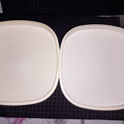 Tupperware food containers pack of 2 used, Greek made