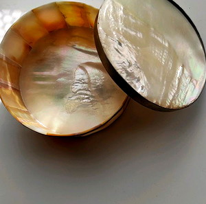 Κουτάκι για κοσμήματα από mother of pearl /  Μάργαρο / Σεντέφι, vintage