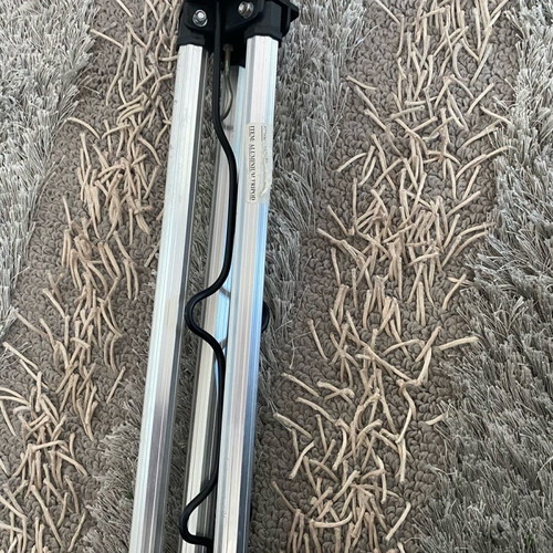 Camor extendable fishing rod tripod like new