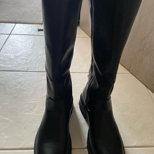 Luigi women's black boots like new size 39