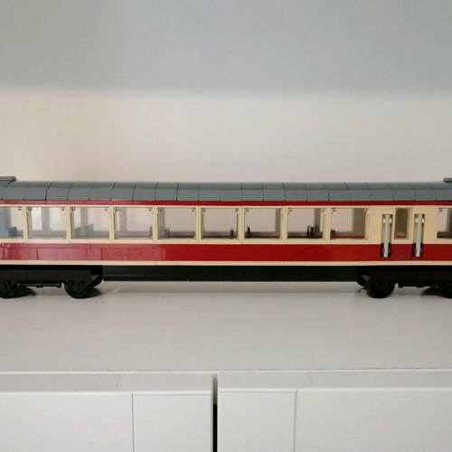 Trans Europe Express train like new, 2230 pieces, 130 cm length