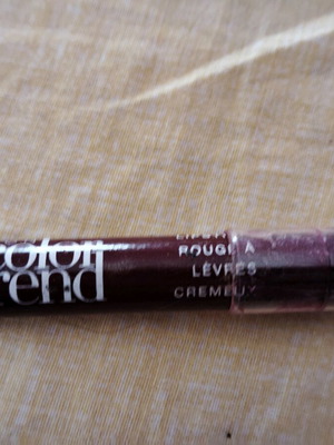 Avon Colour trend lipstick