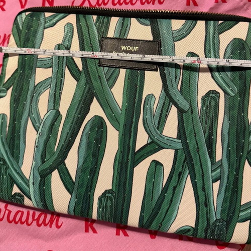 iPad & tablet sleeve like new, durable and eco-friendly
