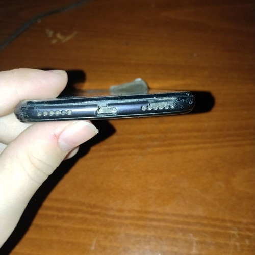 Huawei Y6s / Y6 (2019) phones refurbished, pack of 2 for parts or repair
