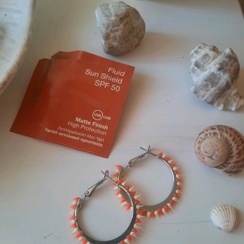 Vintage earrings orange and white like new