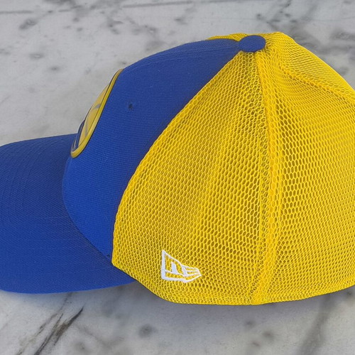 NBA New Era 39Thirty Golden State Warriors hat size S/M like new