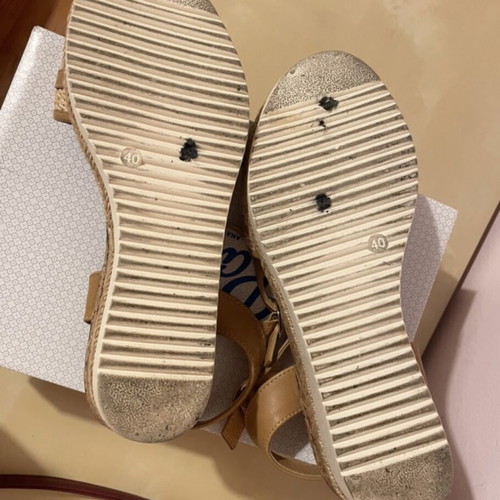 Parex beige platform sandals size 40 like new with gold buckle