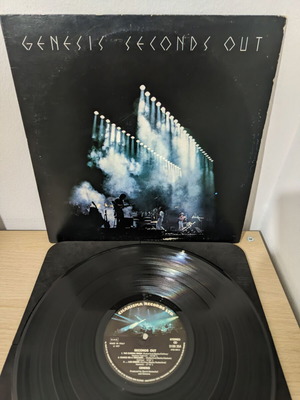 Genesis Seconds Out LP used, rock