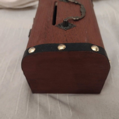 Wooden piggy bank with lock new