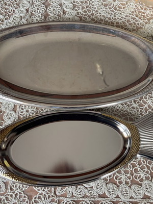Fish-shaped plates new