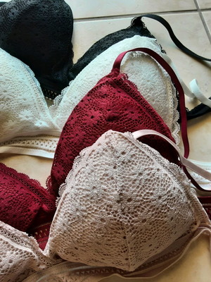 Σουτιέν Primark καινούργια, μέγεθος small, πολύχρωμα χωρίς μπανέλα
