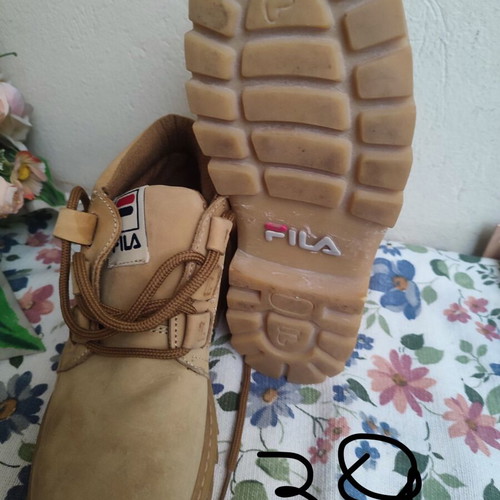 Fila men's boots new, size 39, beige