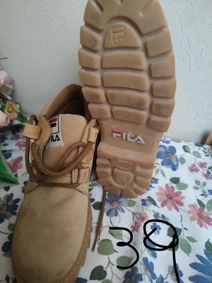 Fila men's boots new, size 39, beige
