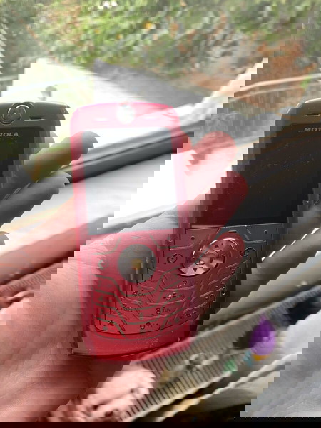 Motorola ροζ
