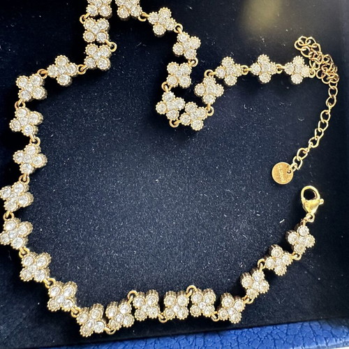 Steel necklace with zircon like new, gold color