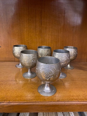 Set of 6 used silver-plated brass liqueur glasses with intricate engraving