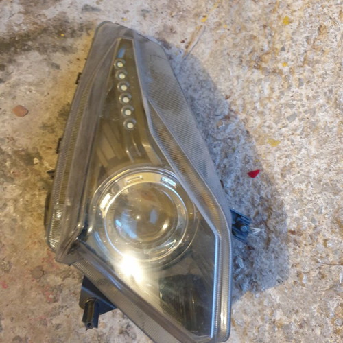 Cruisym 300 right headlight used