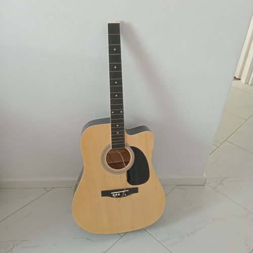 Jacky Jackson guitar with damaged upper part