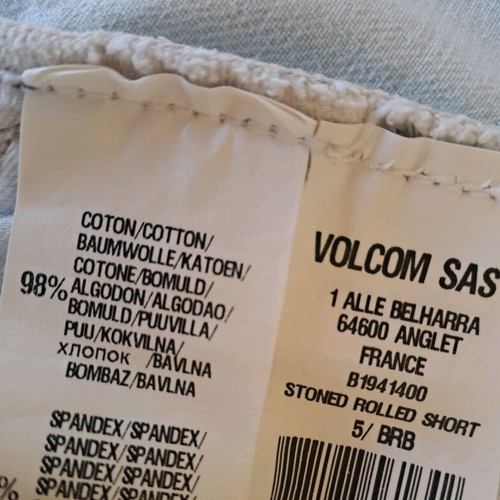 Volcom Women's Denim Shorts Like New with Front Rips