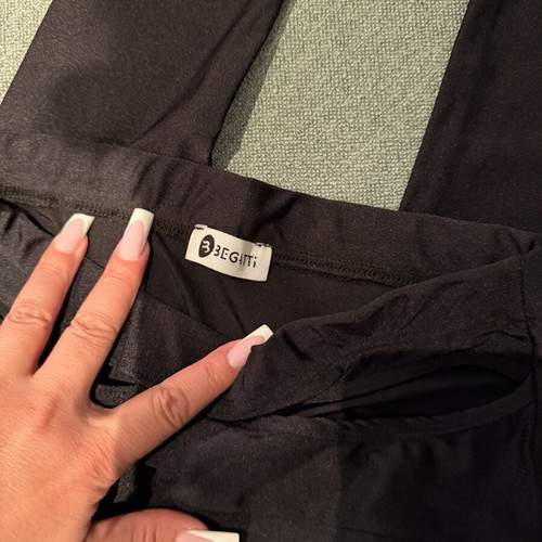 Begatti sports set like new, size Small, black