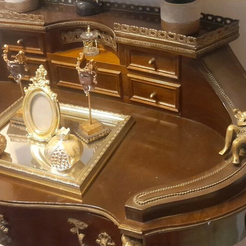 Antique secretary desk like new, solid walnut wood with brass details