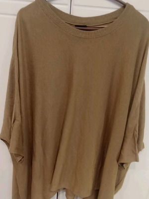 H&M women's blouse like new, beige, lightweight knit, very loose fit