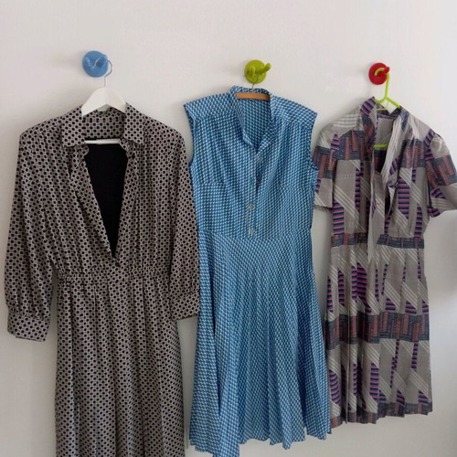 Vintage dresses like new, pack of 3, lightweight fabrics