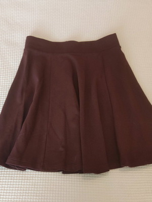 Pimkie skirt short burgundy like new, size XS