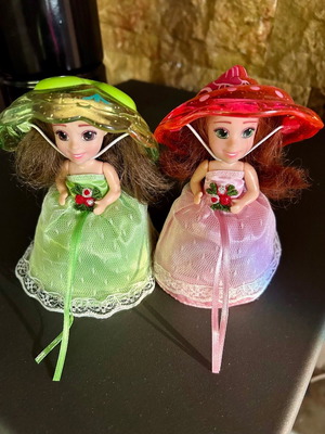 Cup Cake dolls used, set of 2