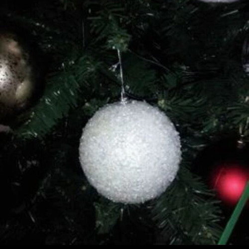 Christmas balls used, pack of 6 large white
