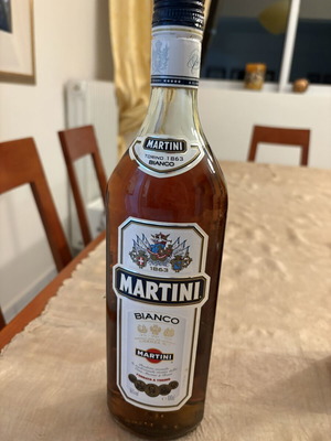 Μαρτίνι Bianco βερμούτ καινούργιο