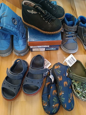 Boys' shoes size 24 like new, Geox and Coqui