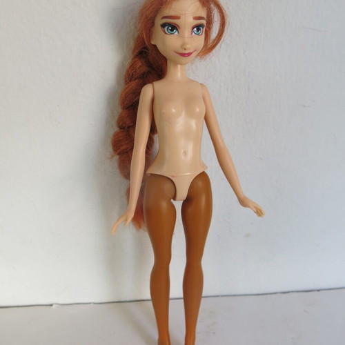 Frozen II Elsa and Anna dolls set used without clothes and accessories