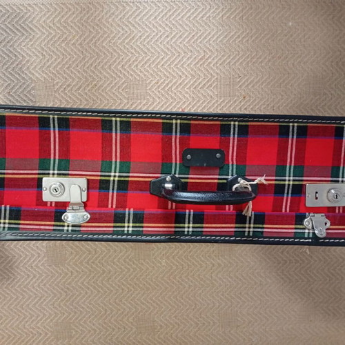Vintage large suitcase like new, red plaid with black