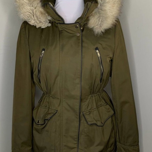 Zara women's khaki parka jacket like new with fur lining medium