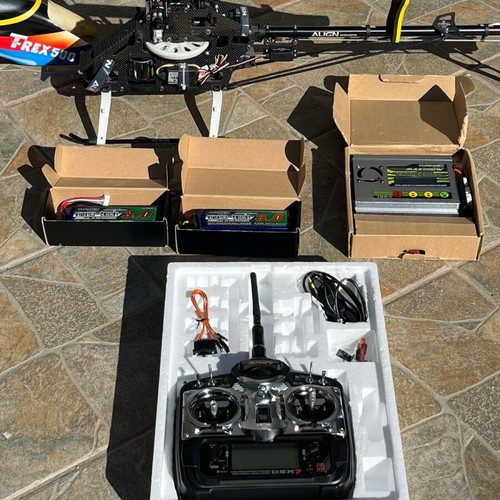 Trex 500 Rc Helicopter like new with digital remote and batteries