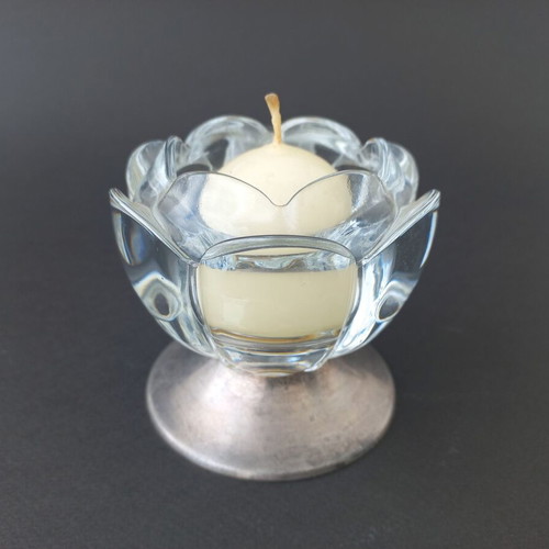 Flower candle holder with silver-plated base like new