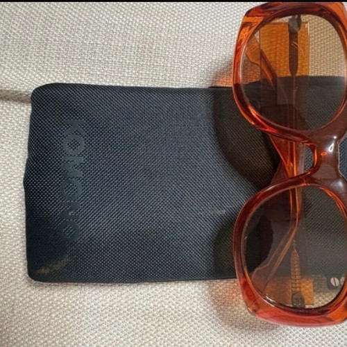 Komono sunglasses like new, orange with case and cloth