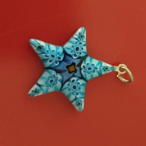 Starfish Murano pendant like new, Millefiori glass