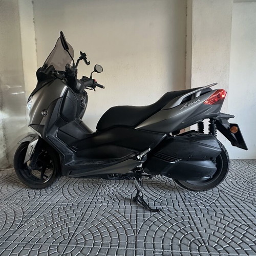 Yamaha X-Max 300 scooter like new, 52,000 km, recent service