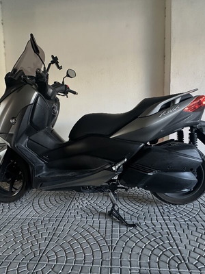 Yamaha X-Max 300 scooter like new, 52,000 km, recent service